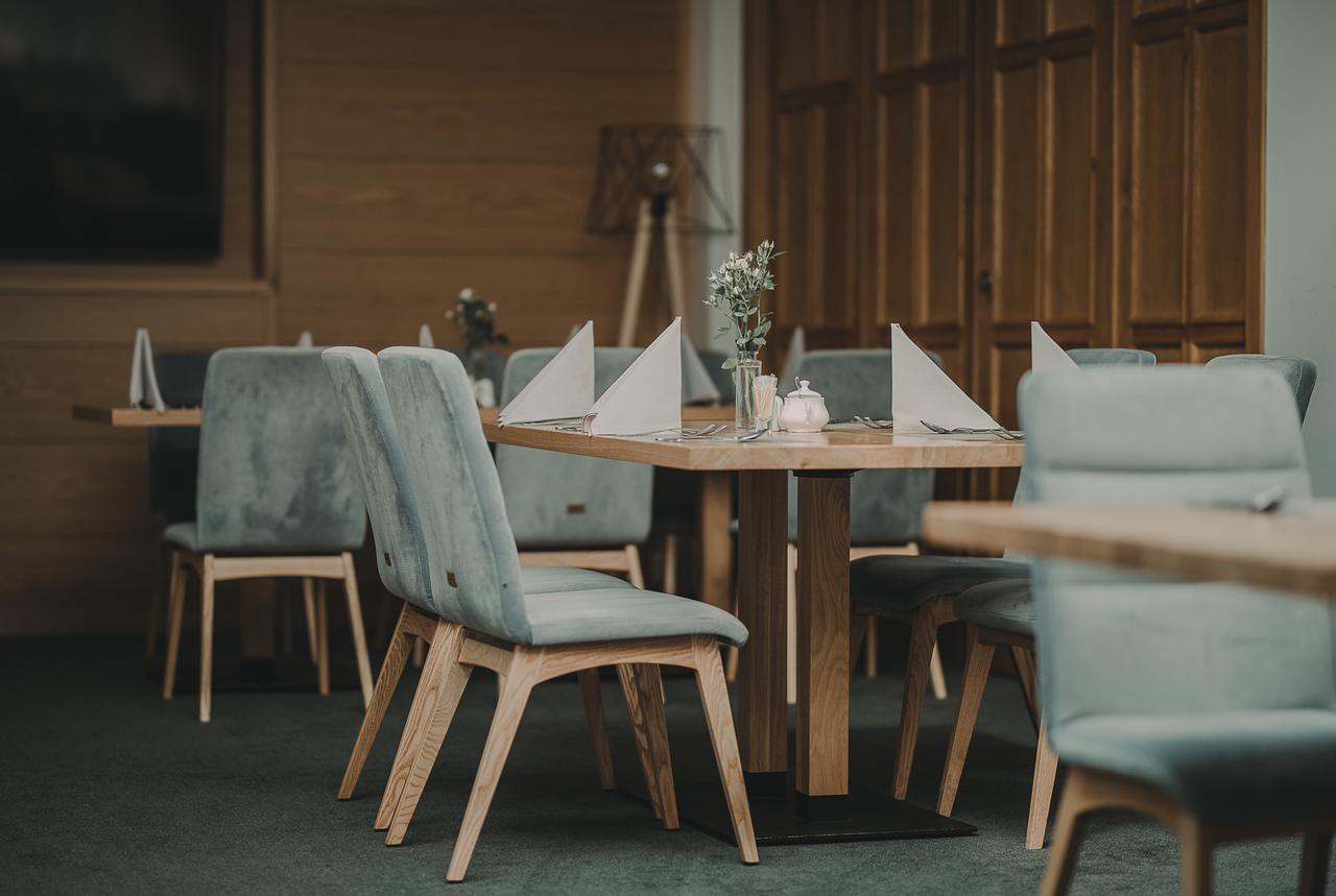 Hotel Restaurant Boss Miłosław Kültér fotó