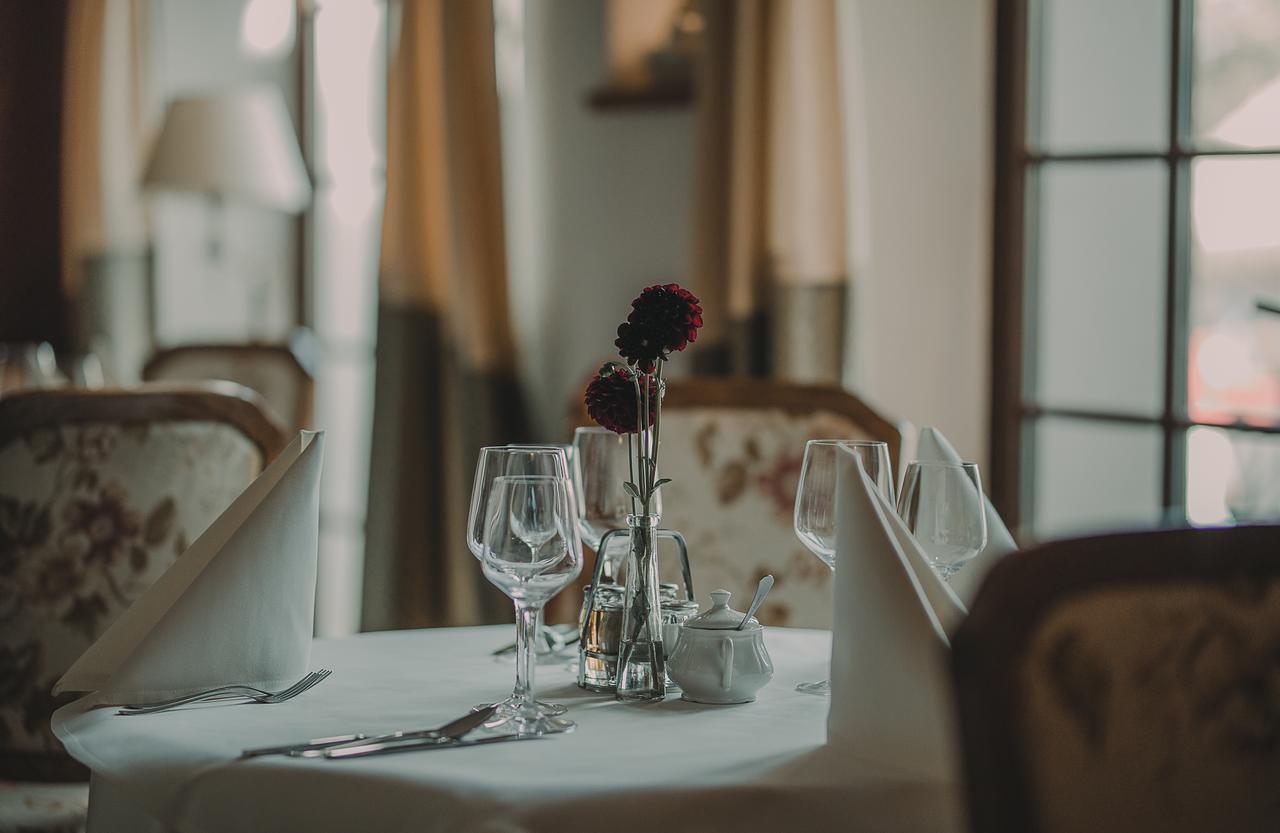 Hotel Restaurant Boss Miłosław Kültér fotó